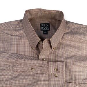 Jos A Bank Traveler's Collection Mens L Red Plaid Button Down Shirt 100 Cotton